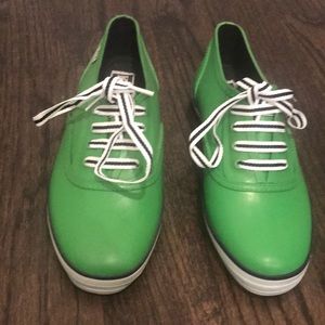 KEDS SIZE 6